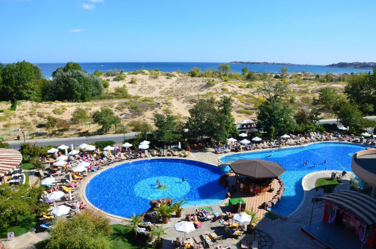 Tiara Beach Pantai Sunny Bagian luar foto