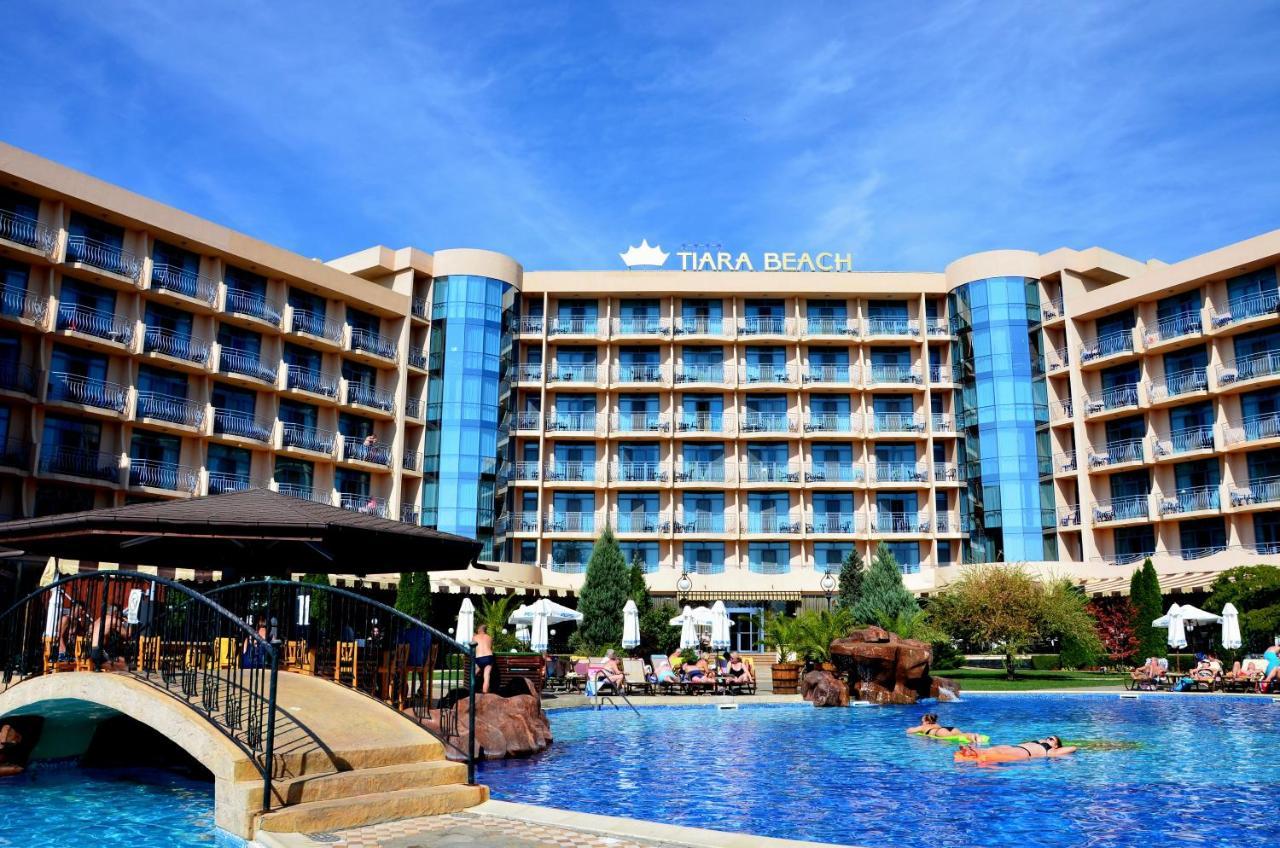 Tiara Beach Pantai Sunny Bagian luar foto